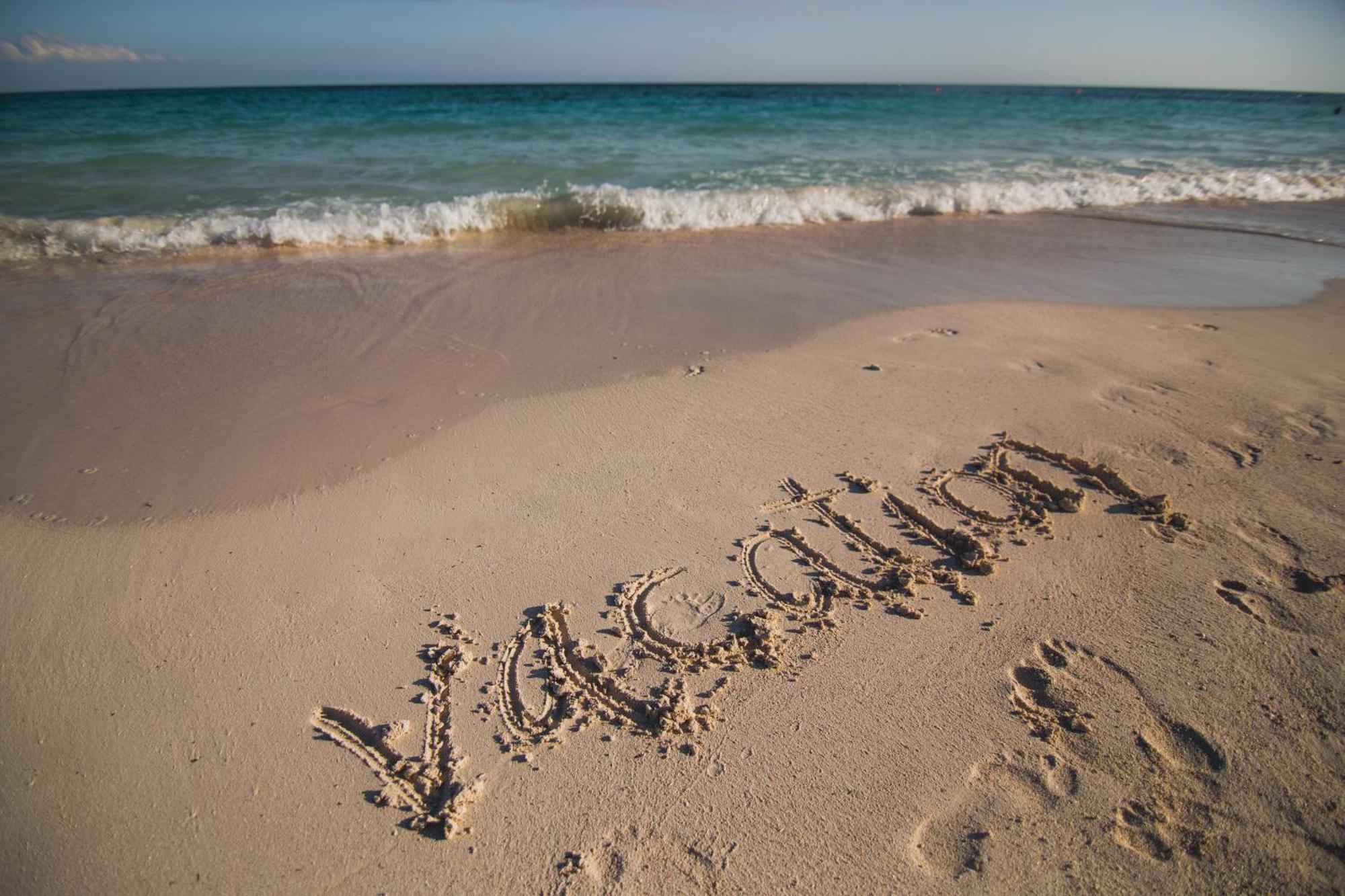 Ocean Sands Beach Inn (Adults Only) Сент-Огастин Экстерьер фото