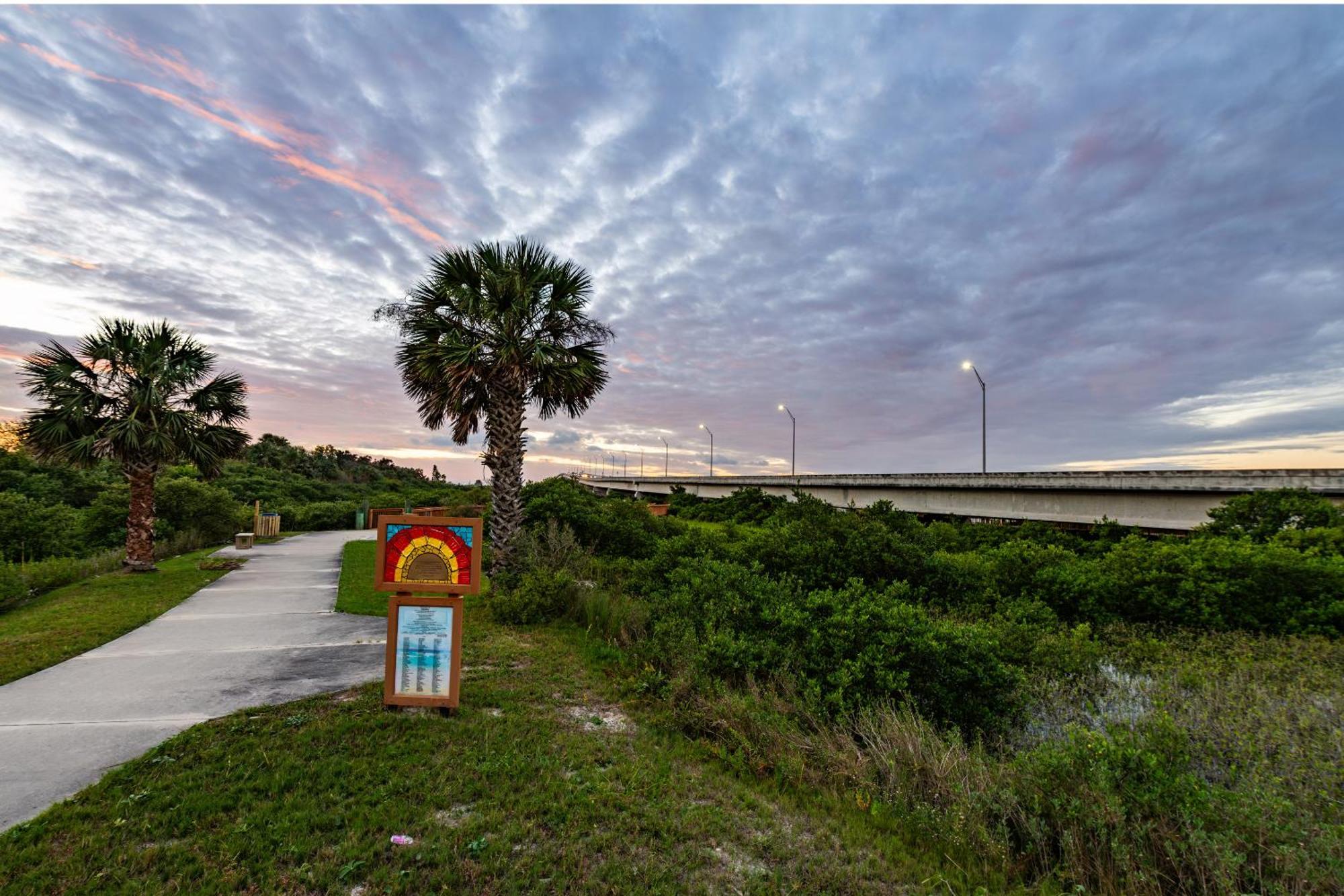 Ocean Sands Beach Inn (Adults Only) Сент-Огастин Экстерьер фото