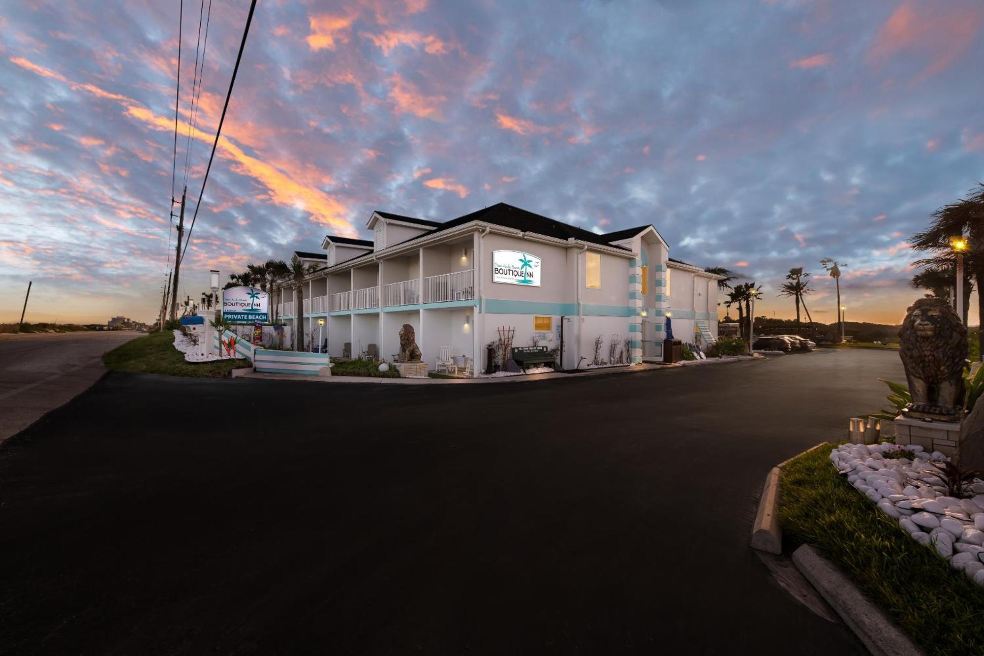 Ocean Sands Beach Inn (Adults Only) Сент-Огастин Экстерьер фото